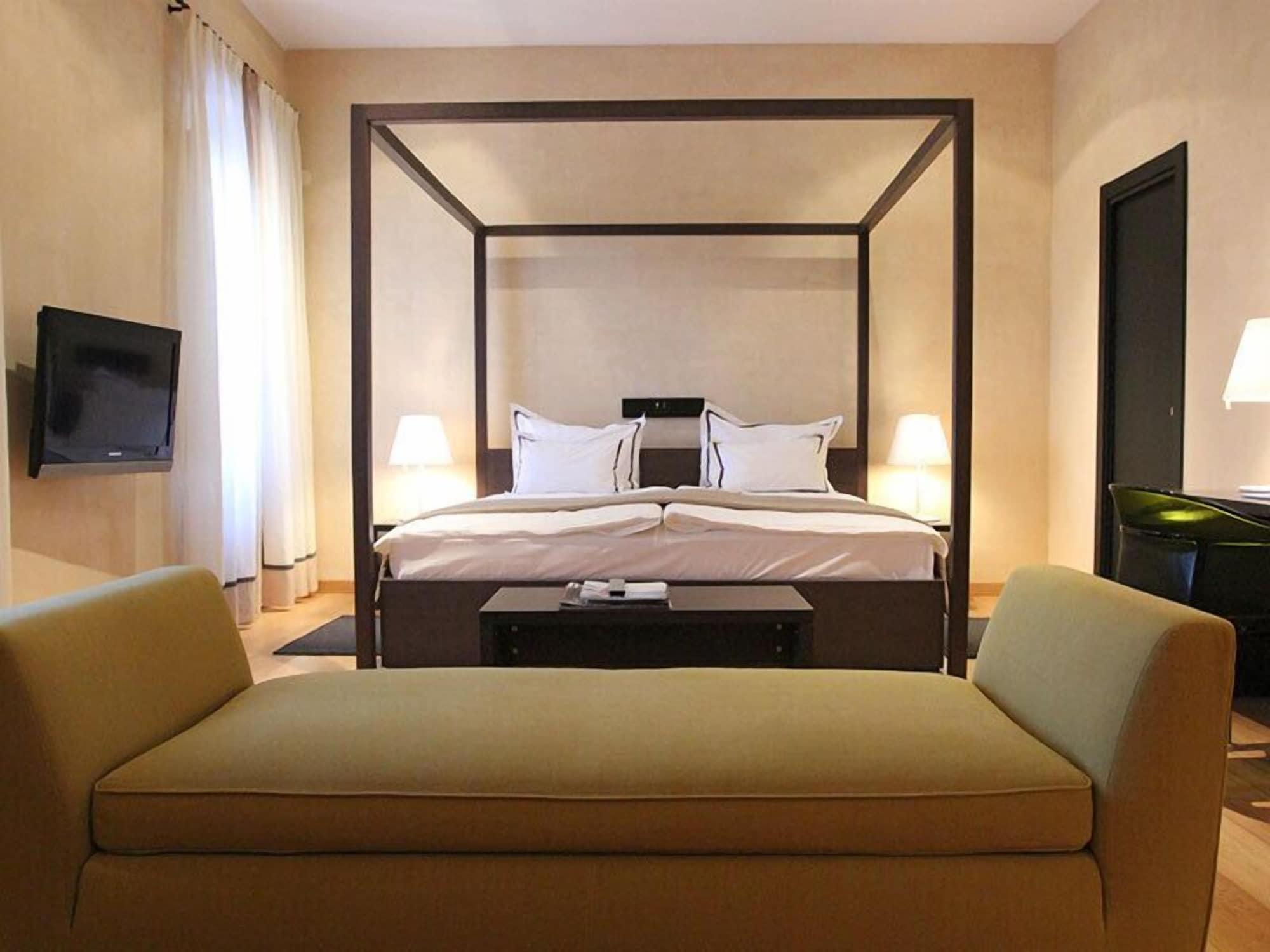 Heritage Hotel Kukuriku カスタヴ エクステリア 写真