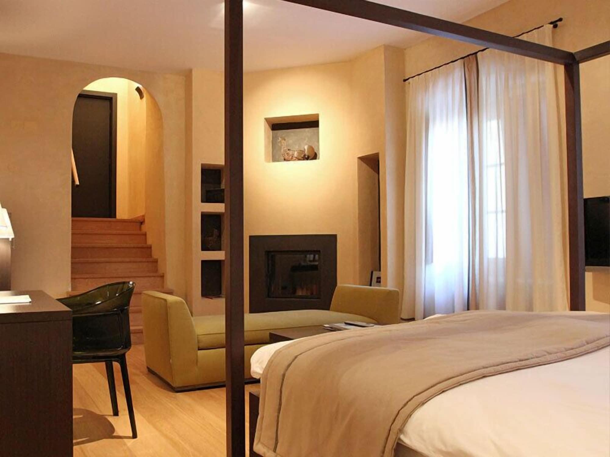 Heritage Hotel Kukuriku カスタヴ エクステリア 写真