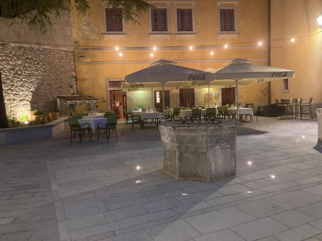 Heritage Hotel Kukuriku カスタヴ エクステリア 写真