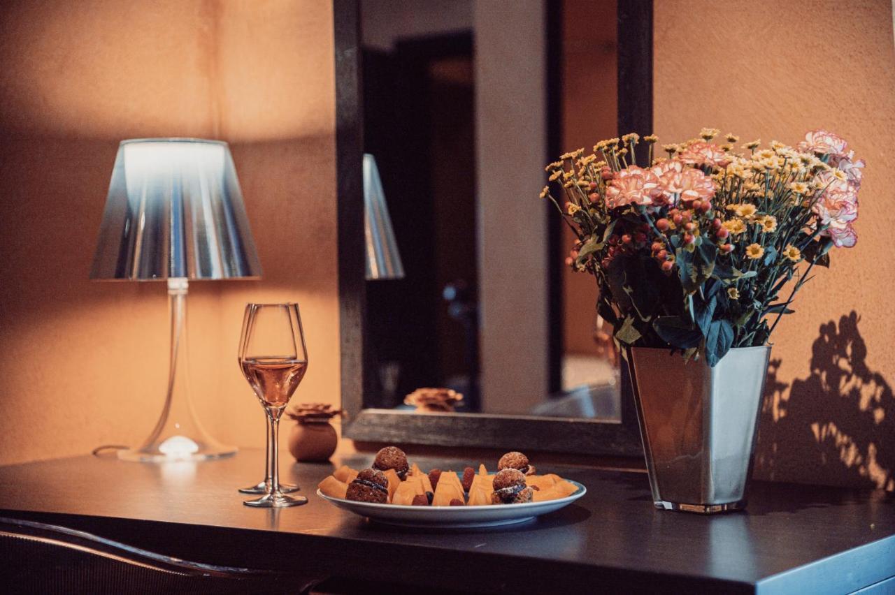 Heritage Hotel Kukuriku カスタヴ エクステリア 写真