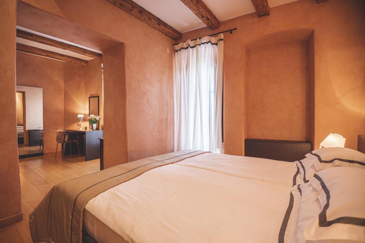 Heritage Hotel Kukuriku カスタヴ エクステリア 写真